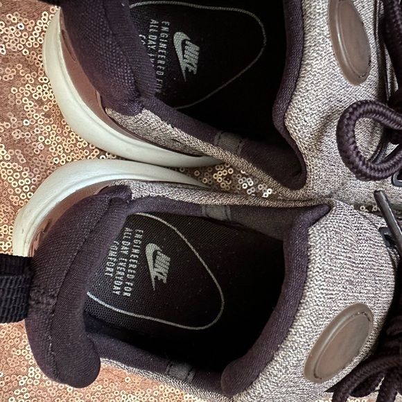 Nike Presto Fly Athletic Running Sneaker Port Wine Metallic 910570-602 - SZ 9 - Picture 8 of 9